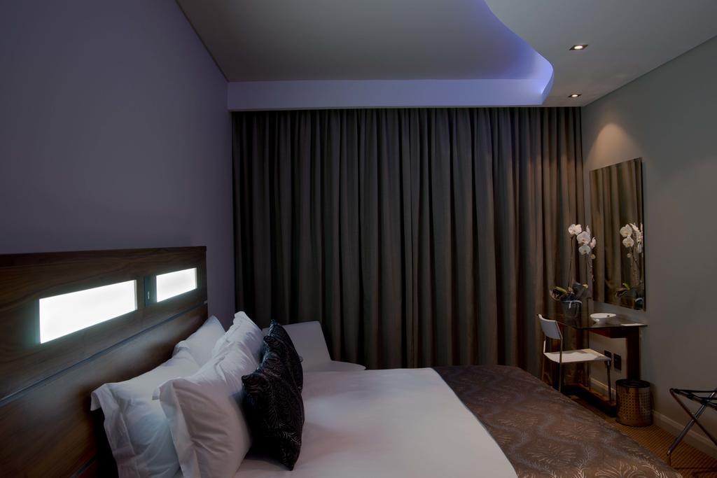 Hudson House Hotel Pretoria Bagian luar foto